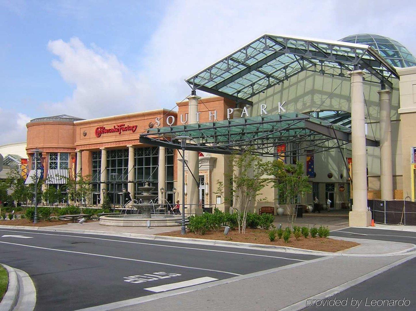 Hotel Doubletree By Hilton Charlotte Uptown Servicios foto